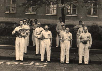 1949